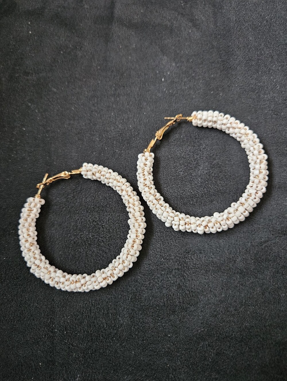 NWOT White Beaded & Gold-toned Hoop Earrings